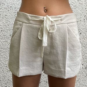 Wilfred light cream shorts